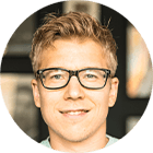 Portrait von Marcel Mebus, Experte für digitale Kampagnen und Mitglied im Team von morefire