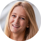 Kopfporträt von Tanja Müller, einer Marketingexpertin